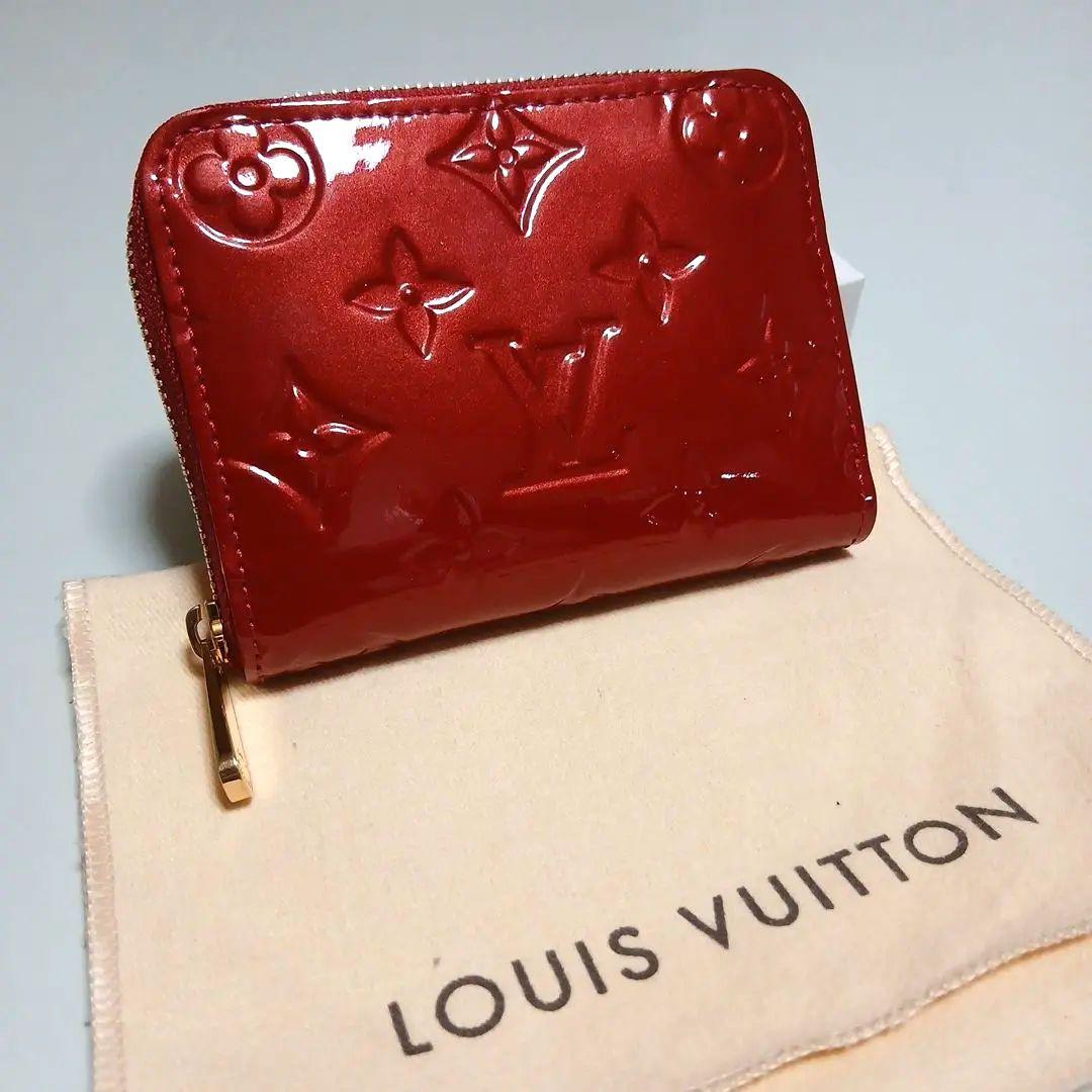 再値下げ【ルイヴィトン】美品 モノグラム ヴェルニ ジッピーパースレッド
