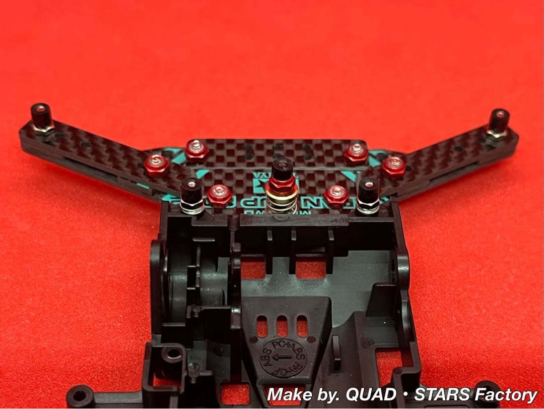 【ミニ四駆・VZ用】1軸リヤアンカー　2022／カーボン【13mmローラー対応】