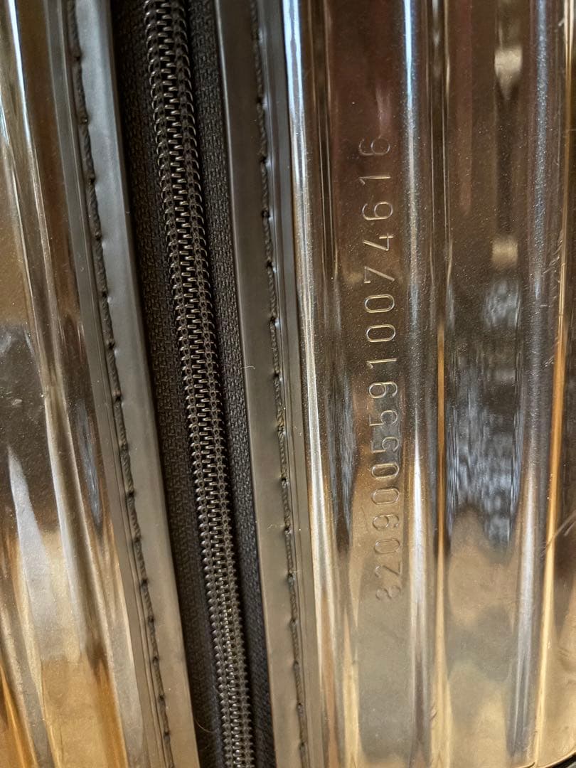 リモワ サルサエアー 33L 機内持ち込み 4輪 TSAロック　ブラック