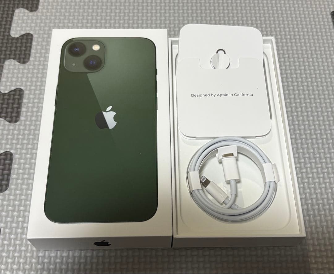 Apple iPhone 13 128GBミッドナイトグリーン 本体 おまけ付き