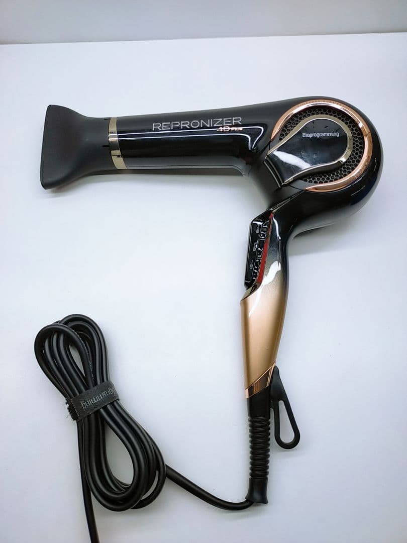 ほぼ未使用品☀リュミエリーナ レプロナイザー 4D plus