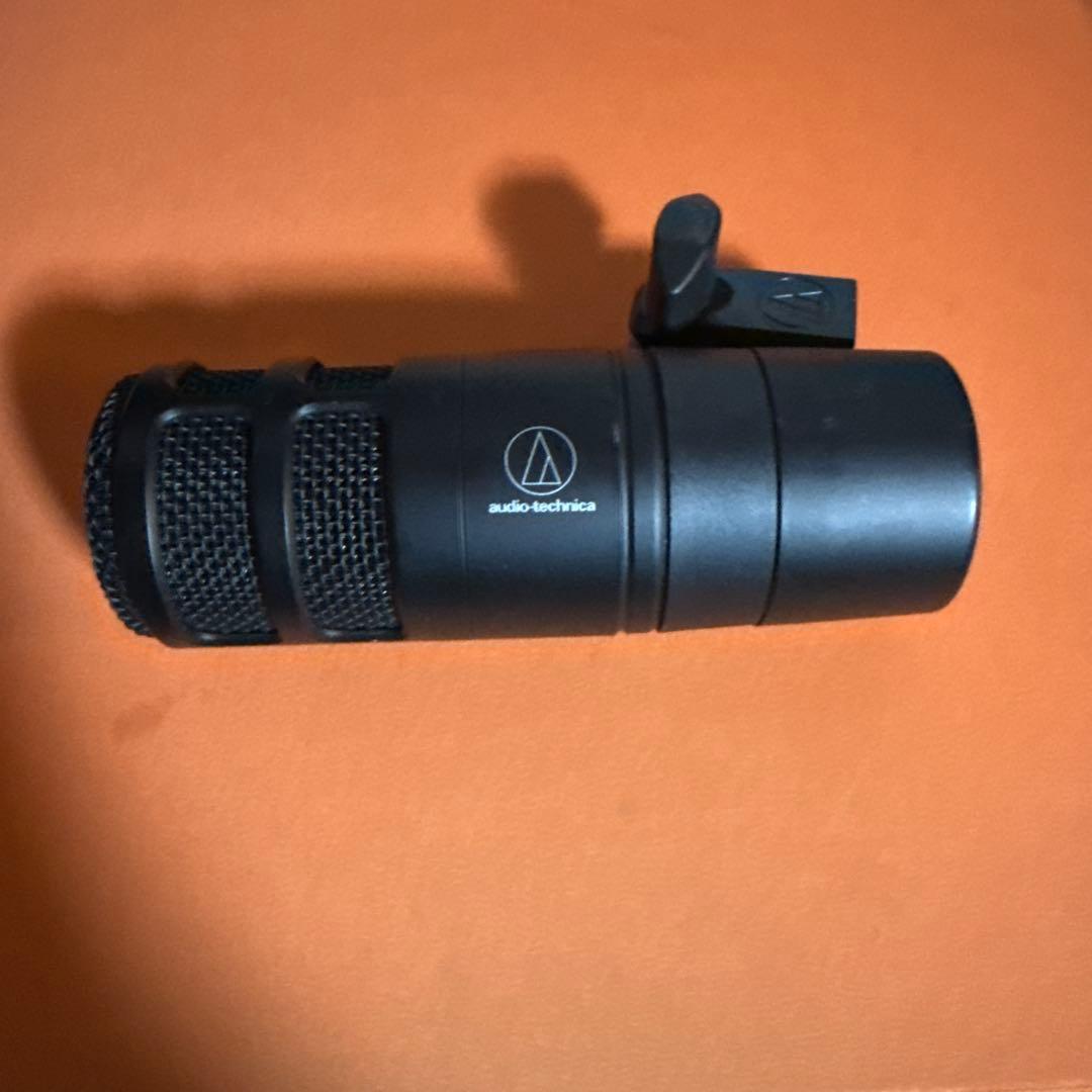 高級　線付属！audio-technica AT2040 ダイナミックマイク