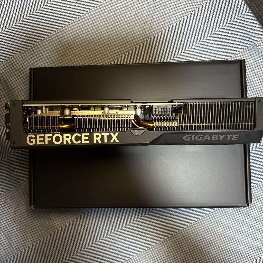 グラフィックボード・グラボ・ビデオカード GIGABYTE GeForce RTX4070 SUPER