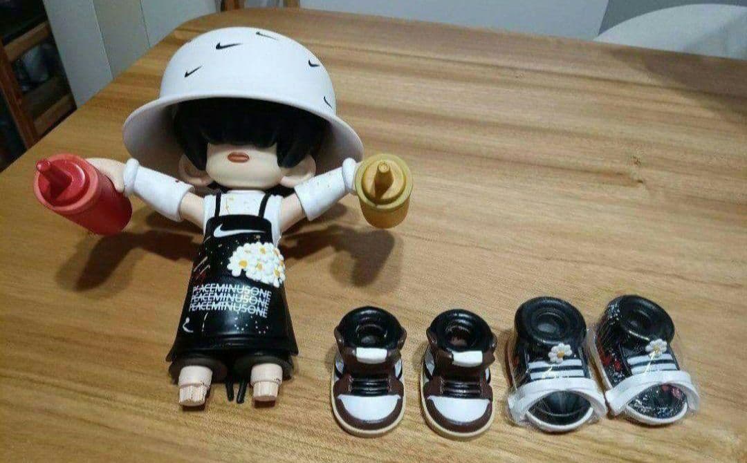 G-DRAGON PEACEMINUSONE フィギュア 지용 지드래