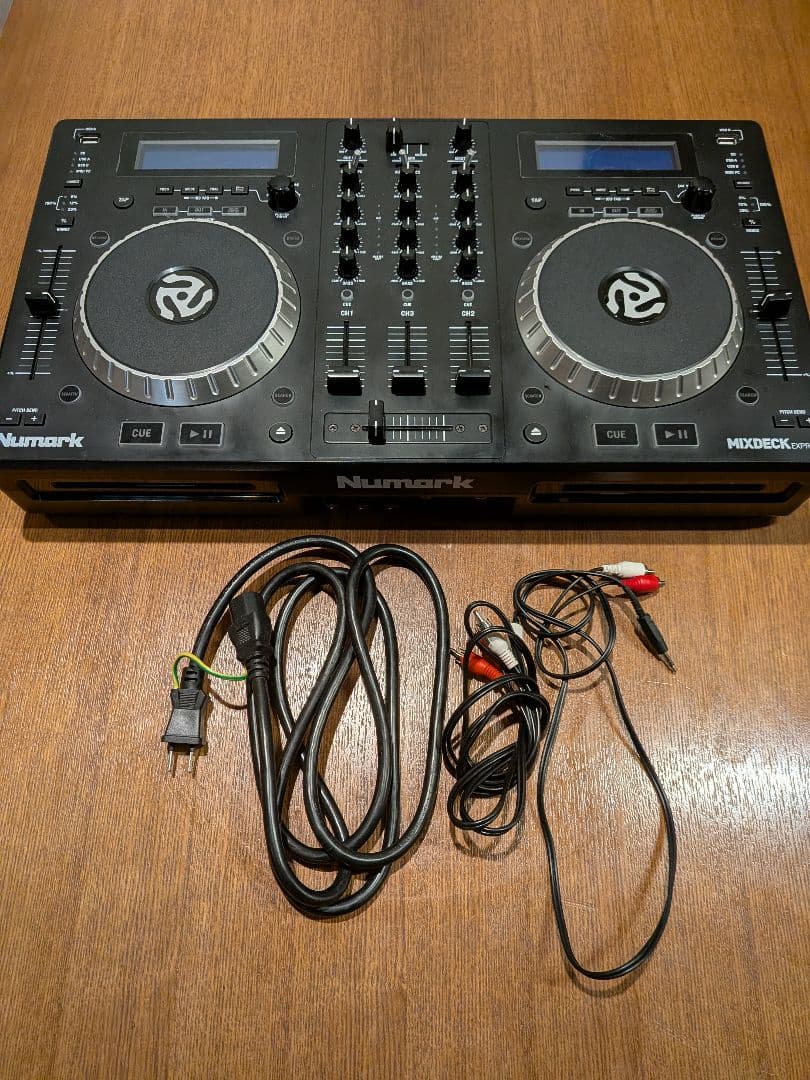 Numark MIXDECK EXPRESS DJ機材