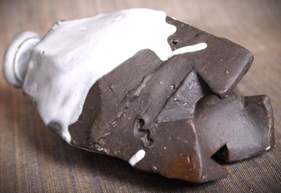 人気作家★隠崎隆一【師：人間国宝　伊勢崎淳】★白釉徳利