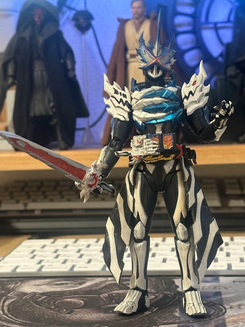 ネ*※様 shf仮面ライダー ？XXXとFRS 青眼の白龍　カスタム品