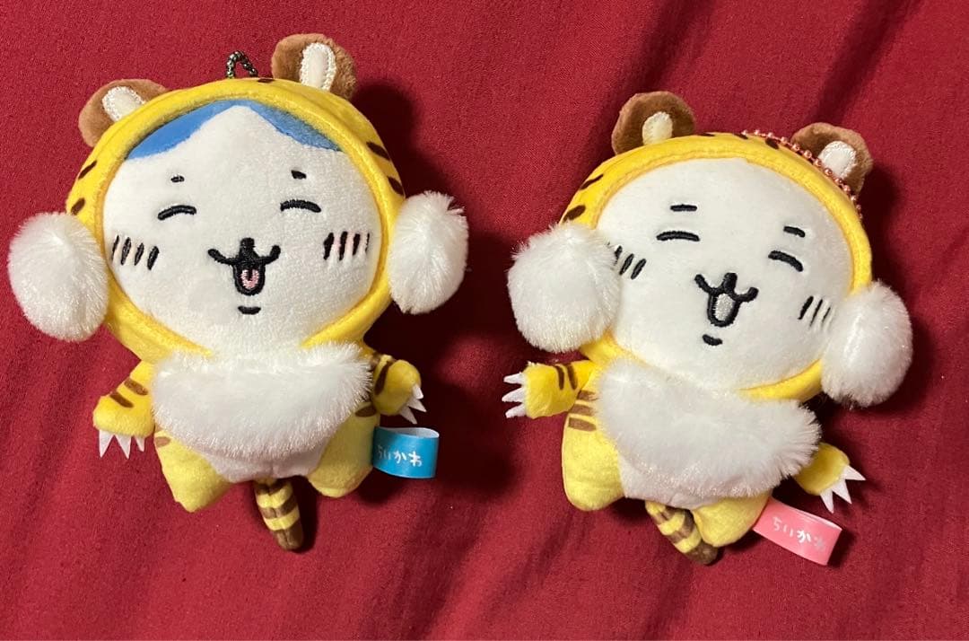 ちいかわ　トラ　ぬいぐるみ　ハチワレ・ちいかわ