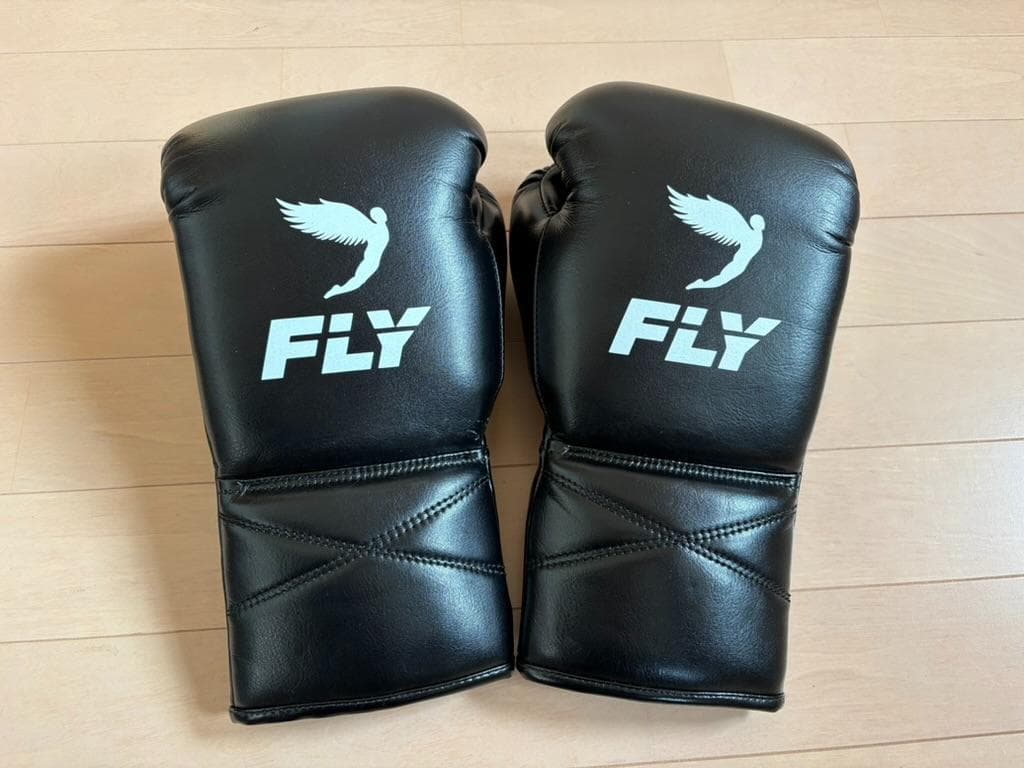FLYsports ボクシンググローブ（紐式14oz）