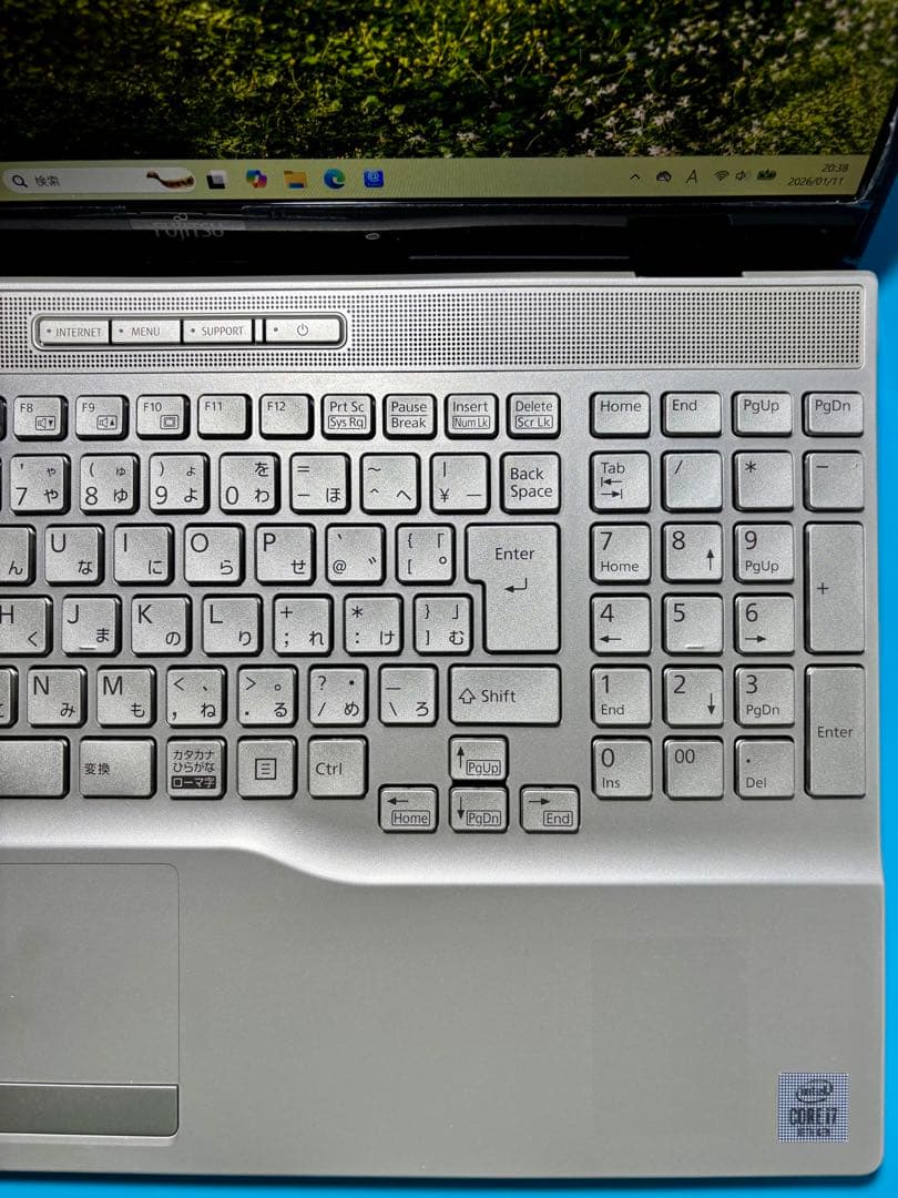 富士通 LIFEBOOK AH56/E2 i7 10510U SSD 2TB