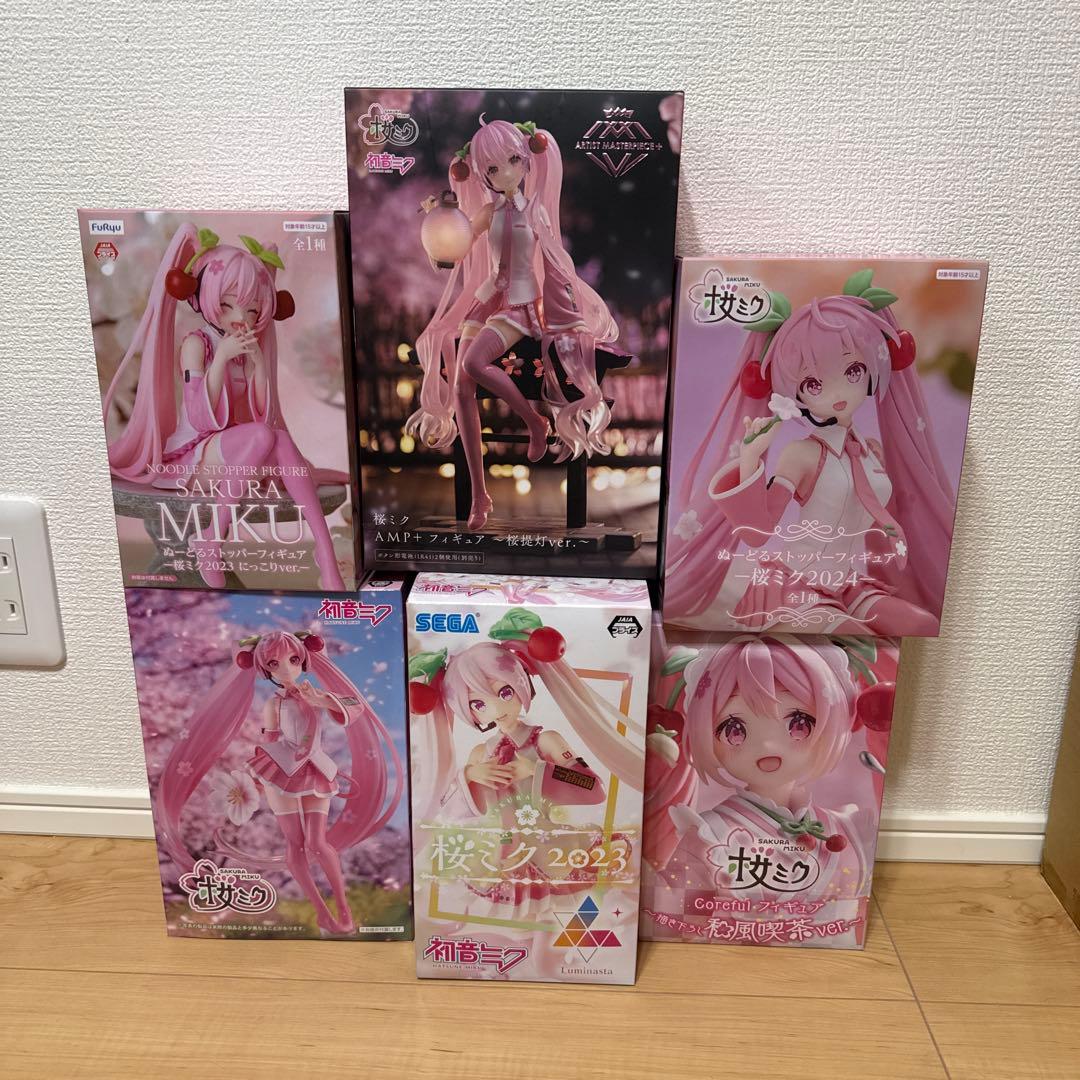 初音ミク(桜ミク)