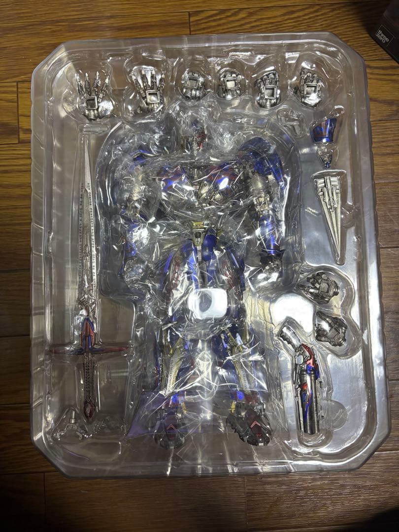 threezero トランスフォーマー ネメシスプライム 最後の騎士王