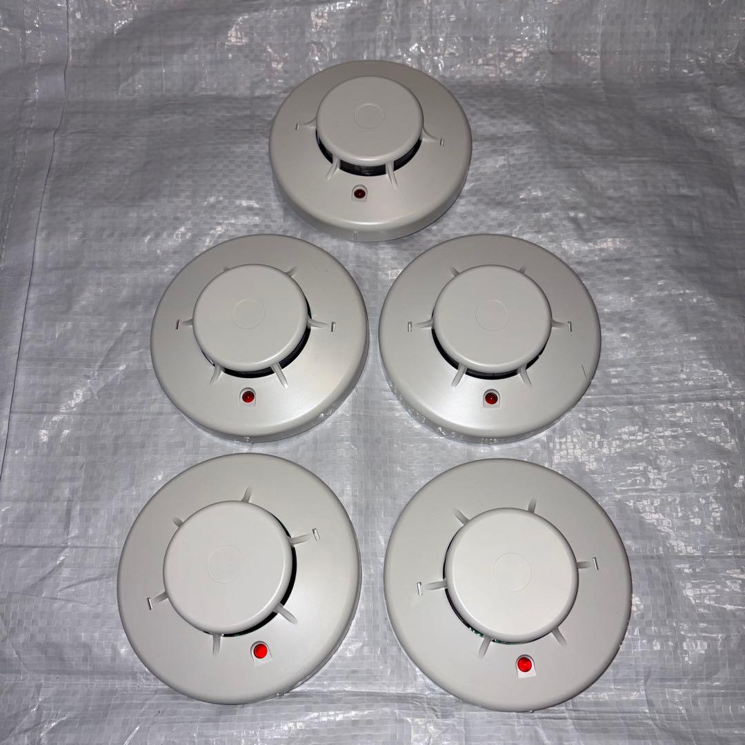 光電式スポット型感知器5個