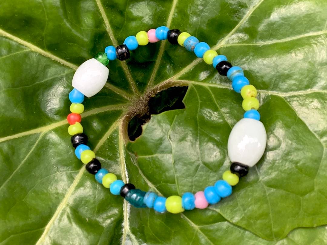 蔵出‼️ガラス玉　日本製超アンティークとんぼ&糸魚川翡翠樽型ブレスレット小物パーツ