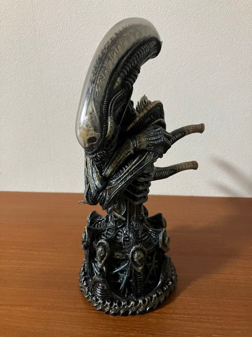 う*お様 【限定品】パリセイズ　エイリアン　スペシャルエディション ミニバストス