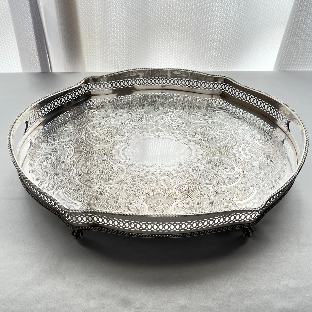 【英国】 ビクトリアンのギャラリートレー 41cm 【シルバープレート】