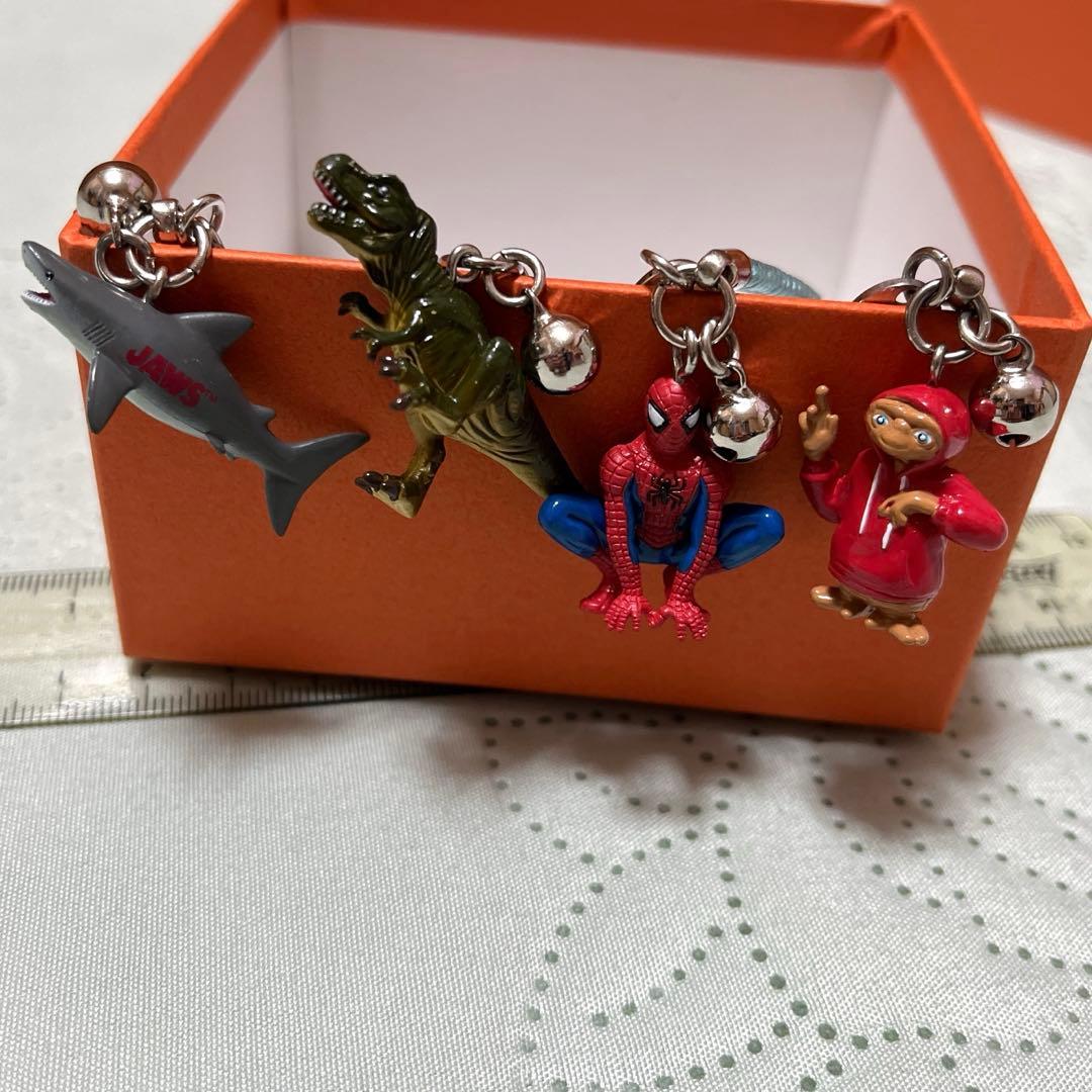 USJ グッズ(ジュラッシックパーク スパイダーマン ジョーズ ET他) 12個