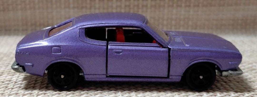 トミカ黒箱62-1 日産ブルーバードU1800SSS-E スタントセット単品