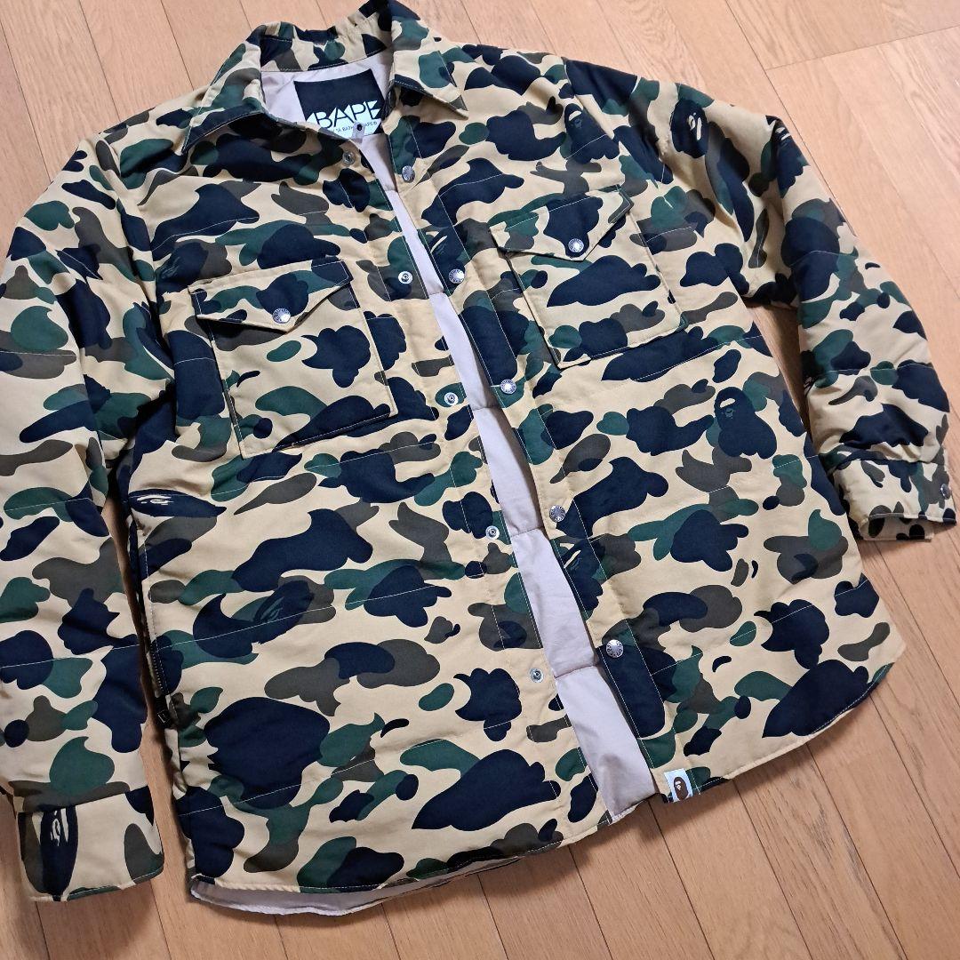 A BATHING APE　アベイシングエイプ　カモフラ　ダウンジャケット