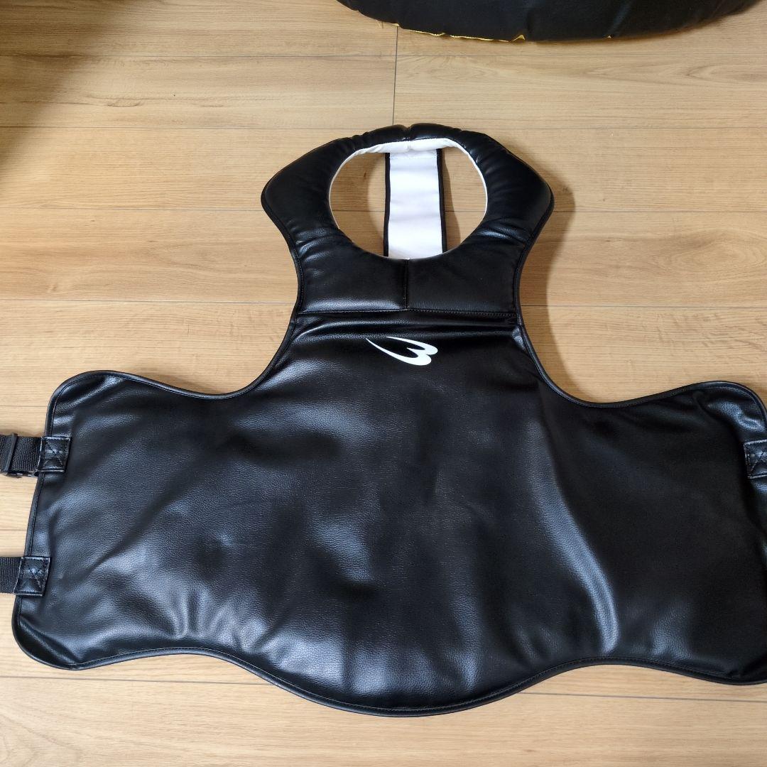 ボクシング 空手 プロテクター ミット 6点セット　36000円相当