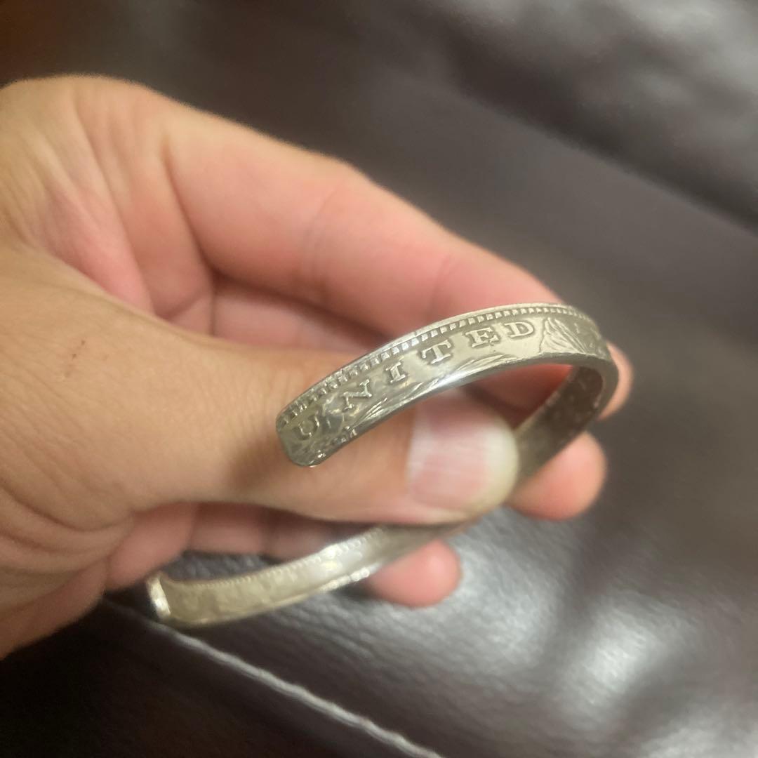 pbd フェノメノンビヨンドディスクリプション　バングル