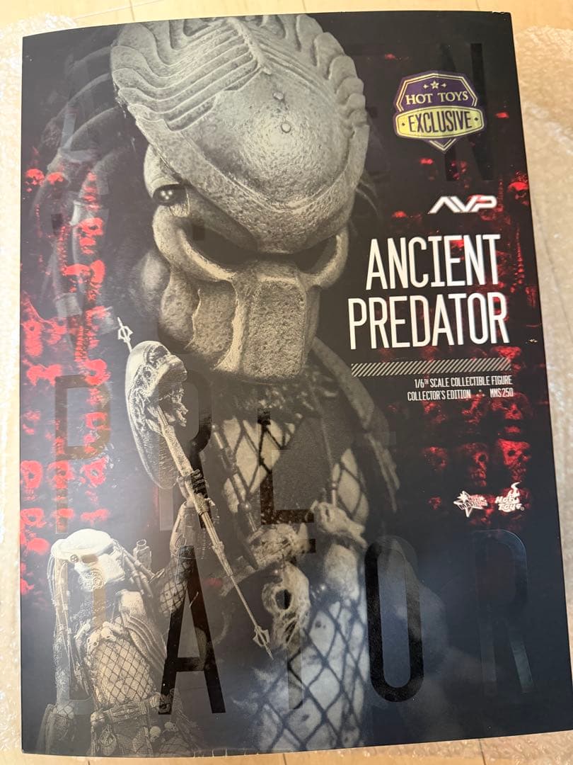 Hot Toys ホットトイズ　エンシェントプレデター2.0