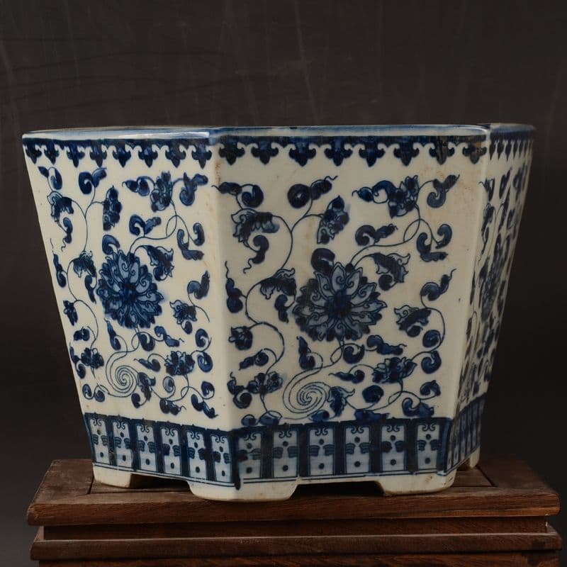 景徳鎮 青花纏枝紋六方植木鉢 陶磁器 盆栽鉢 工芸品 置物