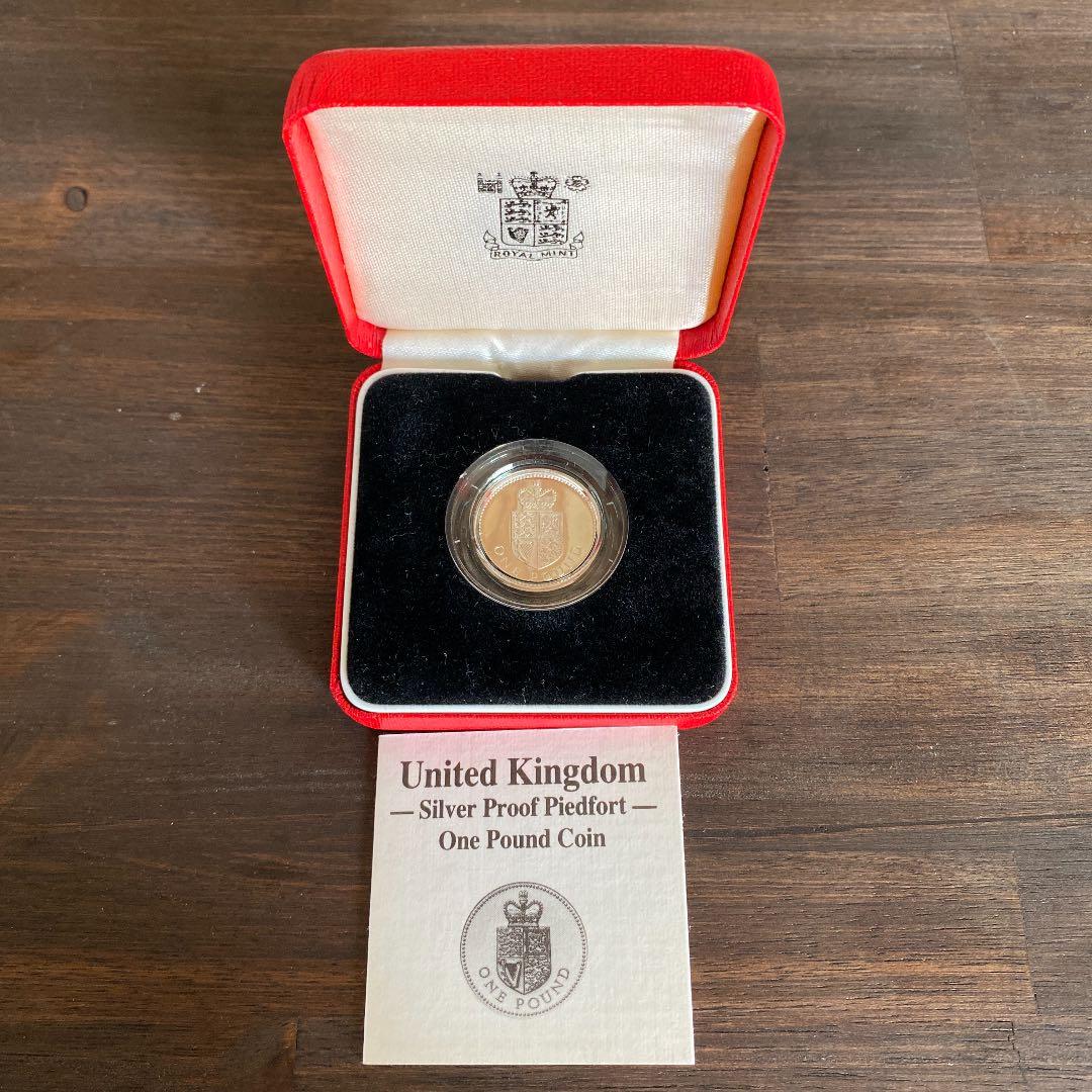 イギリス　1ポンド　ピエフォー　1988年