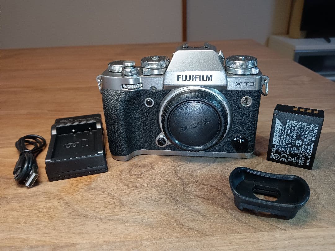 【イメージセンサー清掃済み】完動品 FUJIFILM X-T3 ボディ 現状品