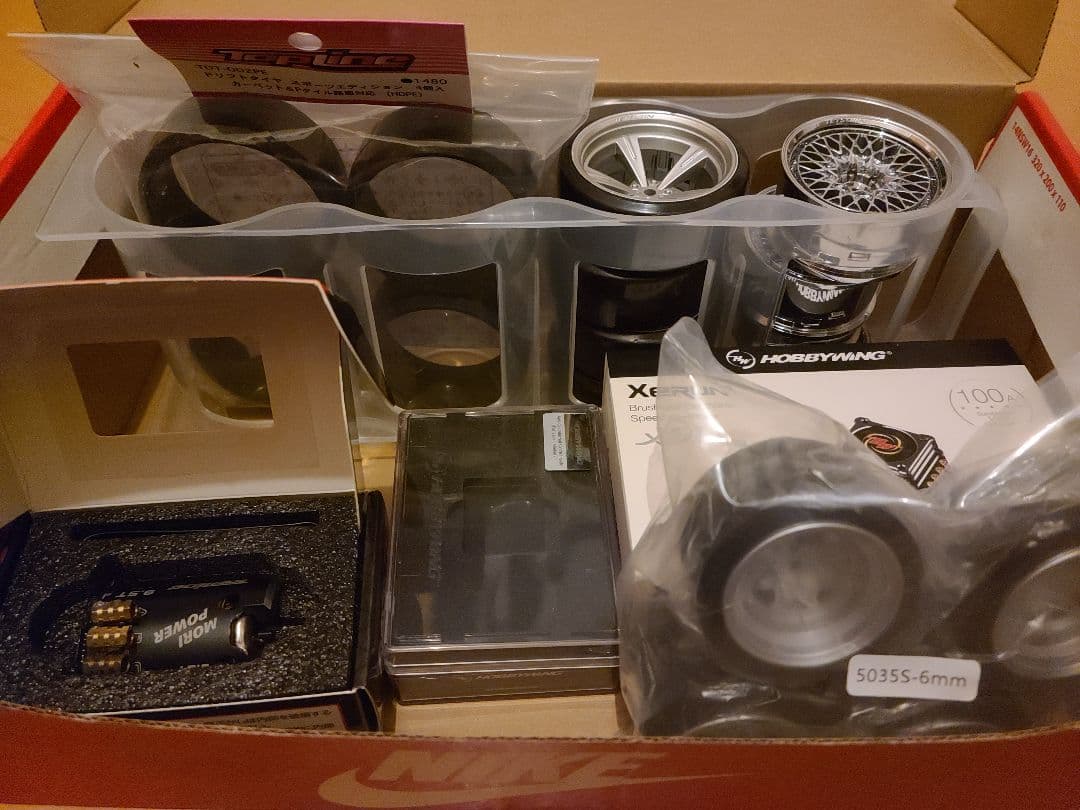 ドリフト　ラジコン　レーブd mc1 ホビーウィング、YOKOMO フタバ