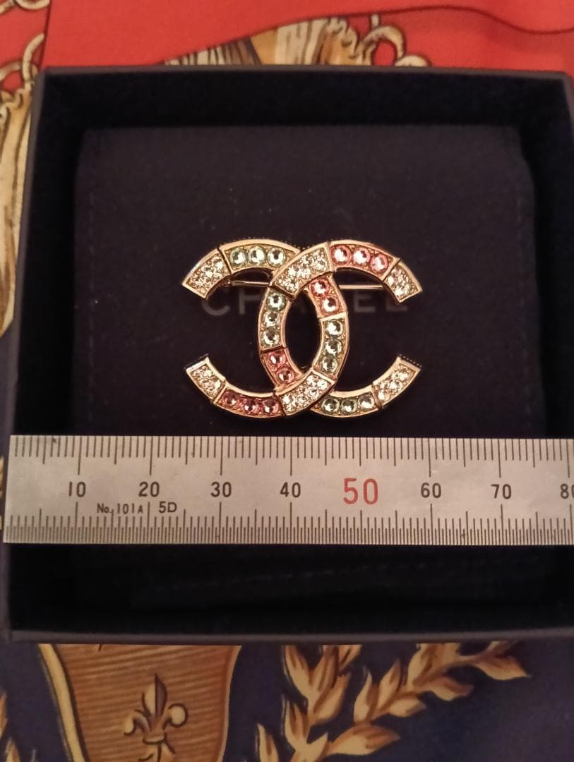 CHANEL ダブルCロゴブローチ
