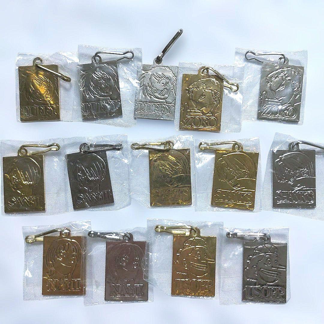 ワンピース　2000年　メタルプレート　チャーム 14個セット