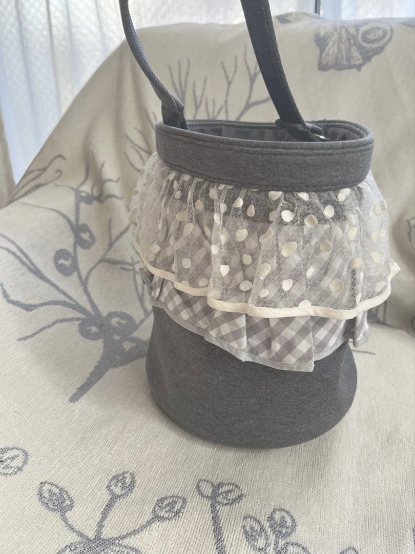 セツコサジテール ピクニック グレー レースフリル