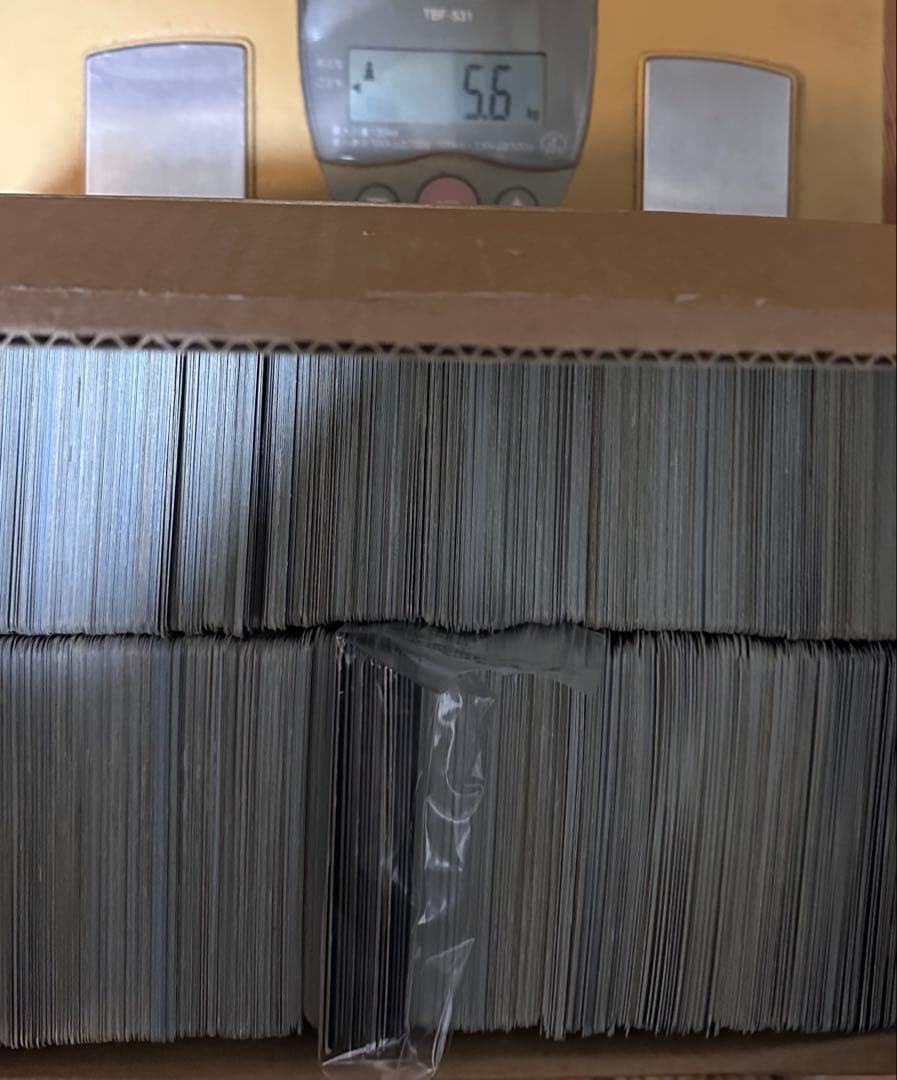 デュエマ引退品 まとめ売り 旧枠のみ 5.6キロ (箱含む)