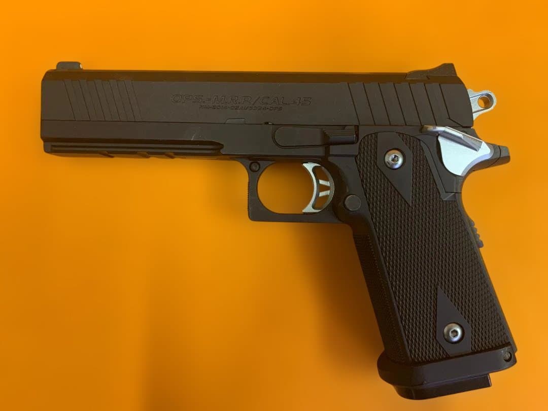 東京マルイ Hi-CAPA E ハイキャパE 電動ガン　予備マガジン付