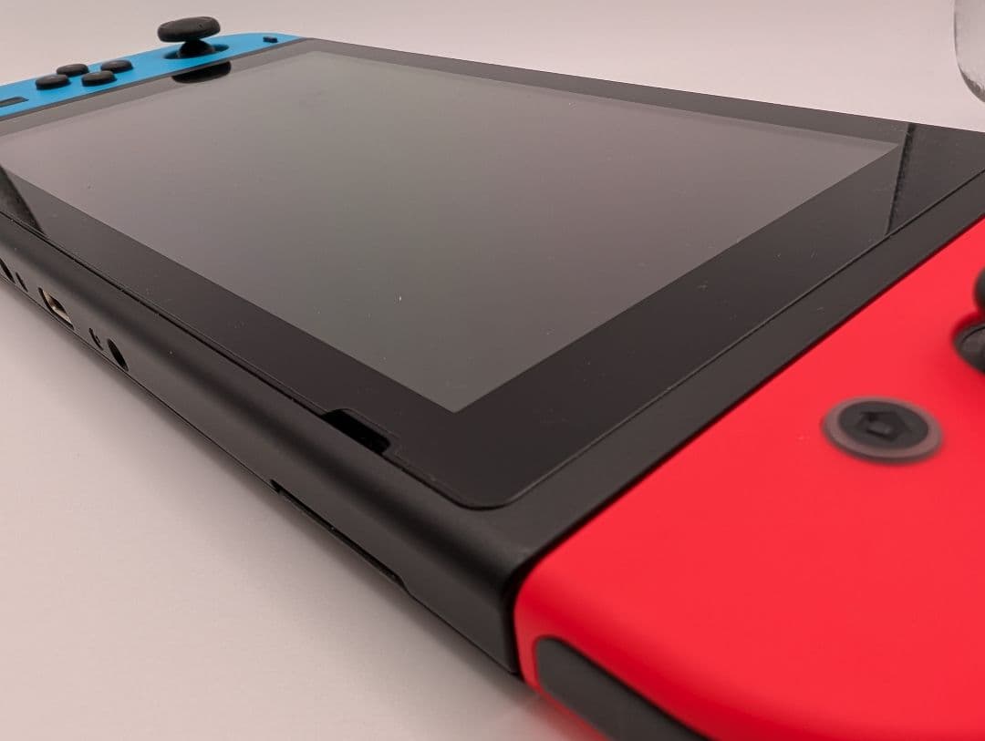 【美品】ニンテンドー スイッチ本体 ネオンレッド バッテリー強化版【おまけ付】