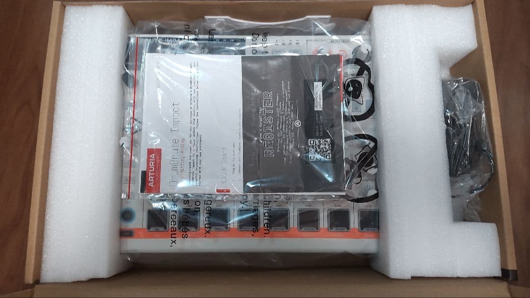 鍵盤楽器 Arturia Drumbrute Impact 1984