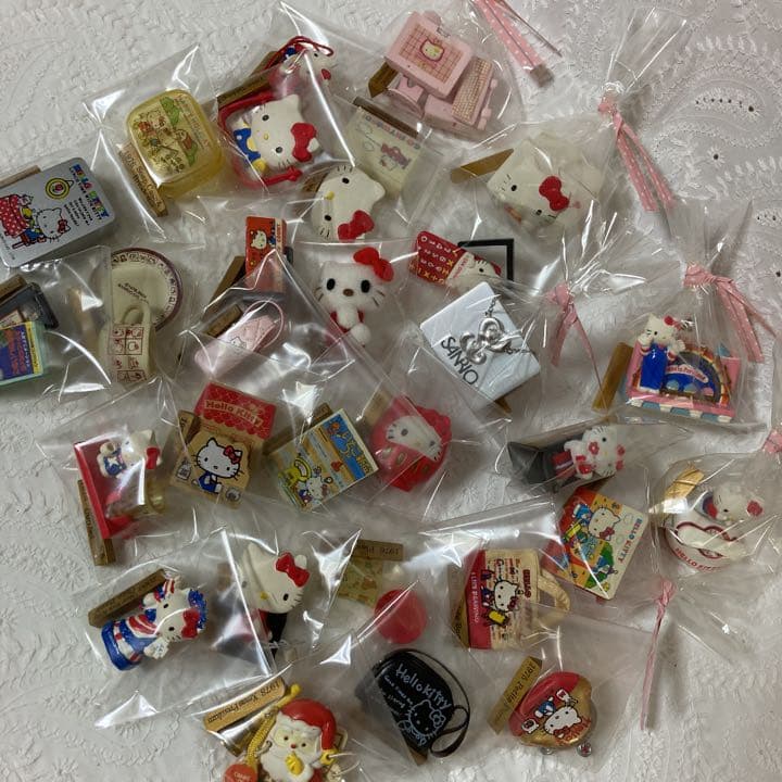 ハローキティ30ミニチュアコレクションクロック　激レア‼️