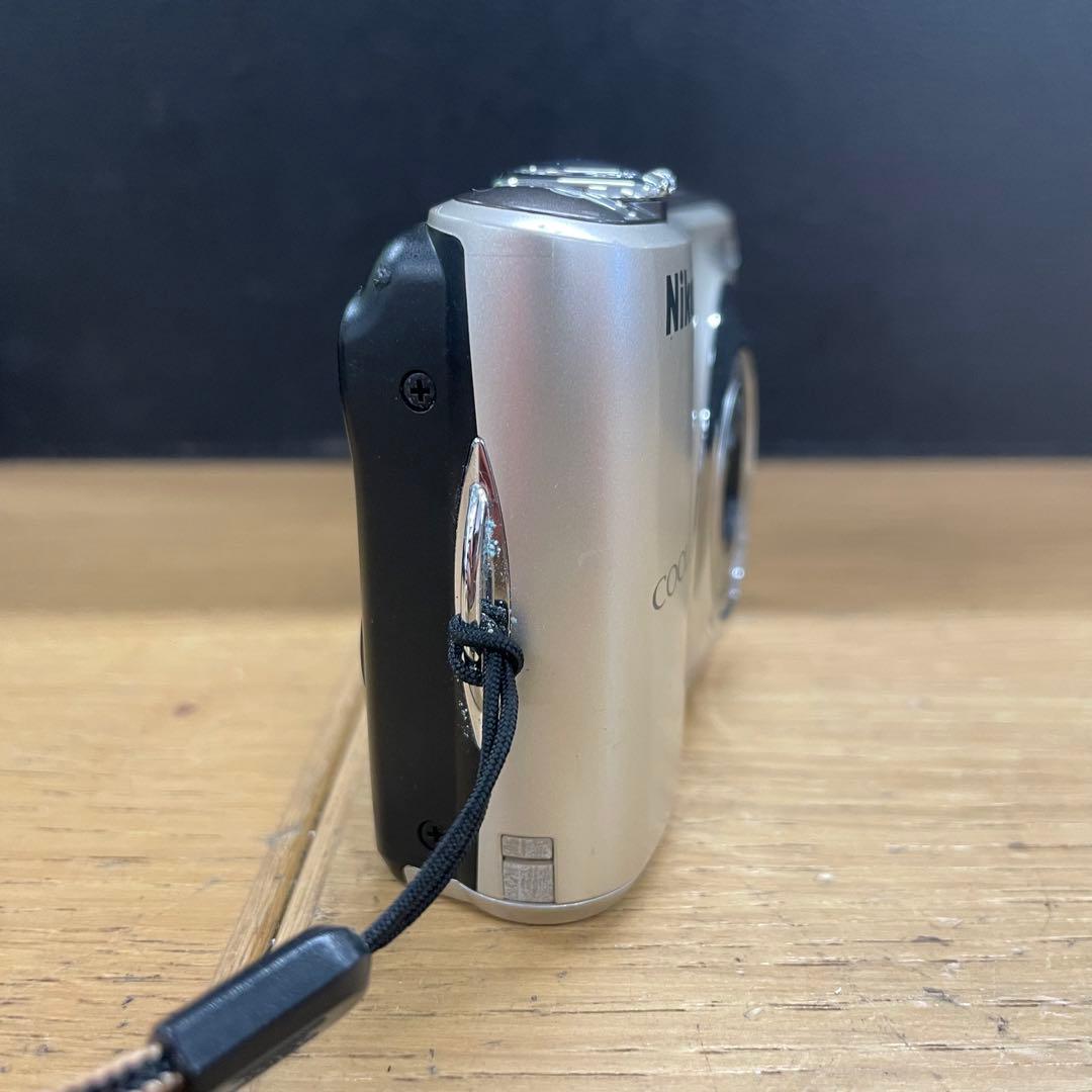 動作品 Nikon Coolpix L21 コンパクトデジタルカメラ