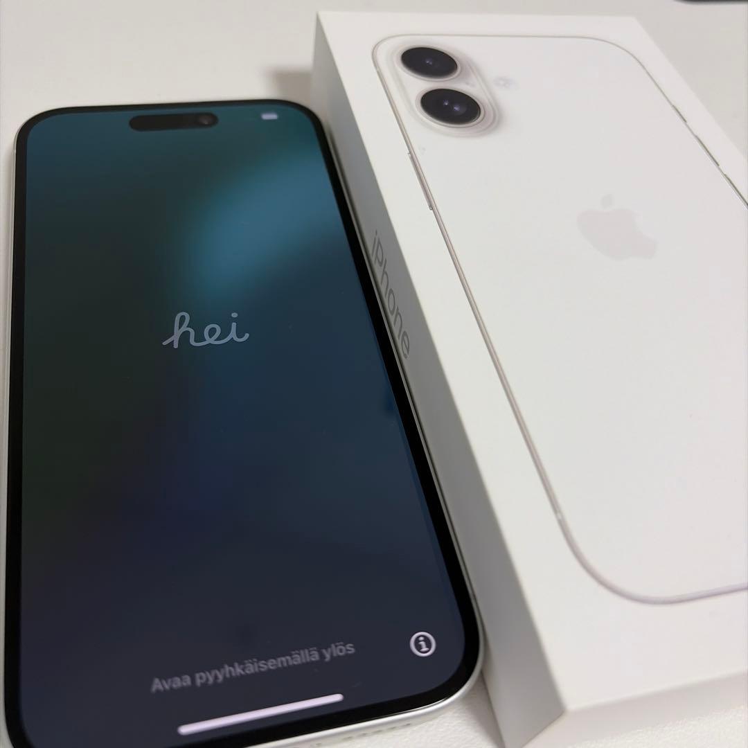 Apple iPhone16 128GB ホワイト SIMフリー