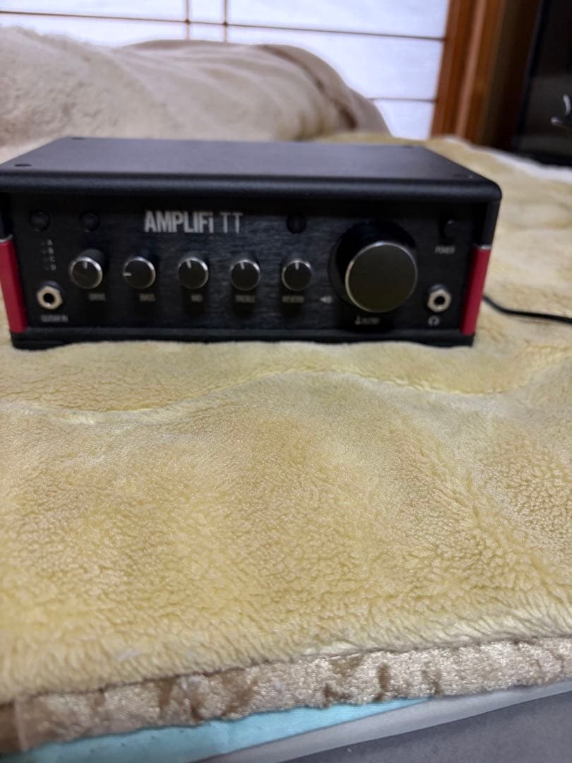 LINE６　AMPLIFi TT ヘッドアンプ　マルチエフェクター