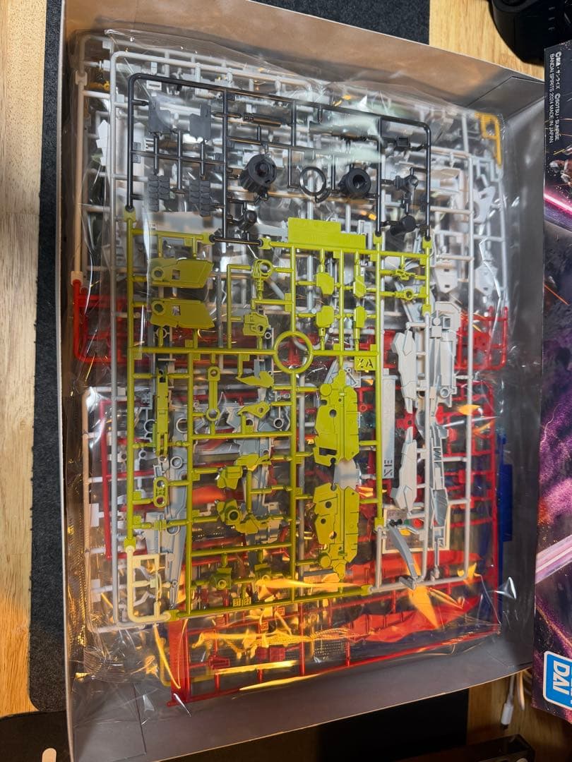 HG デスティニーガンダムSpecⅡ & ゼウスシルエット