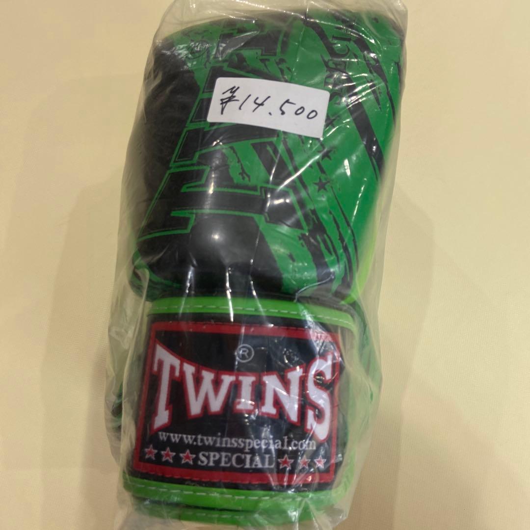 twinsグローブ　fairtex YOKKAO ウイニング windy