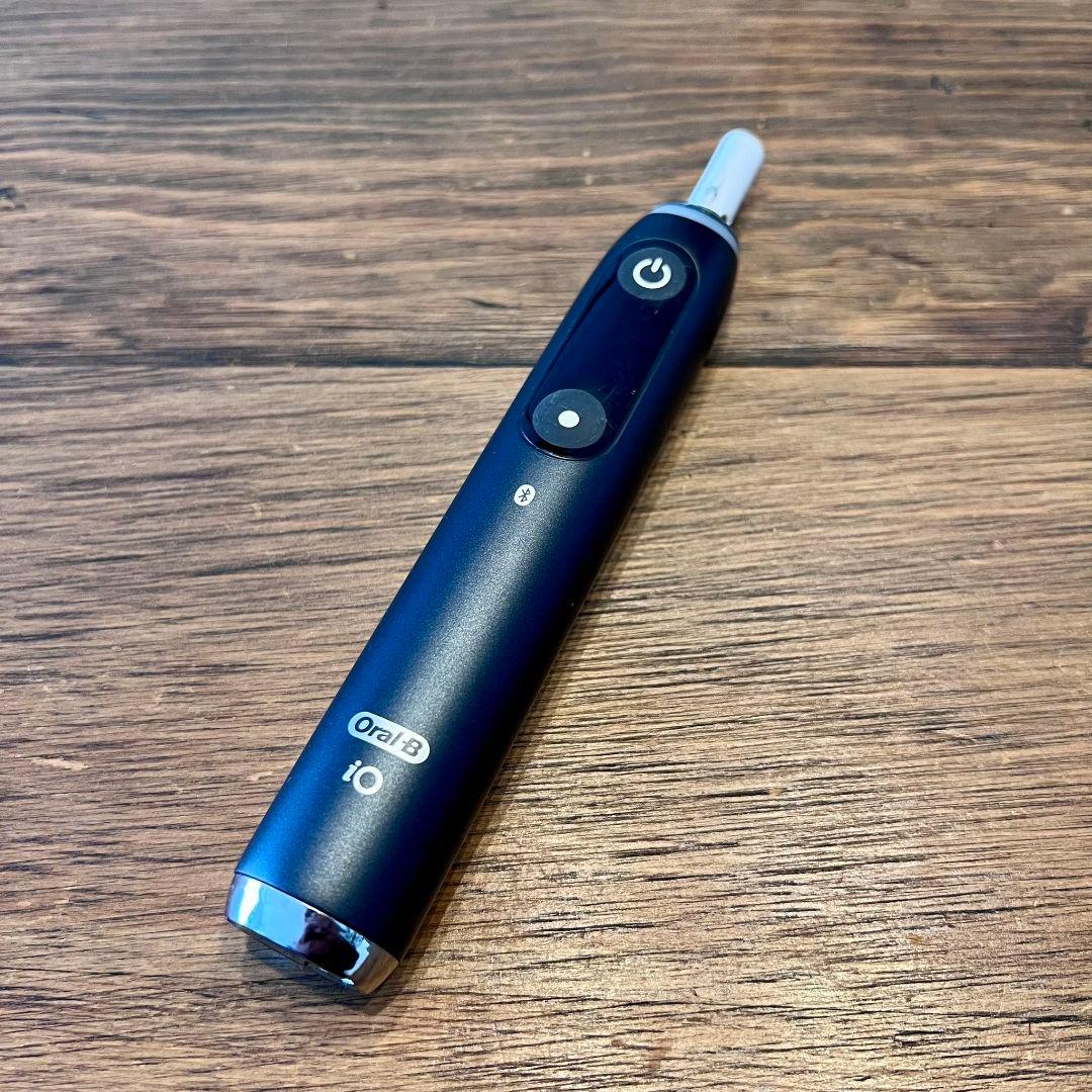 BRAUN オーラルb iO 電動歯ブラシ　type3758 【本体のみ】