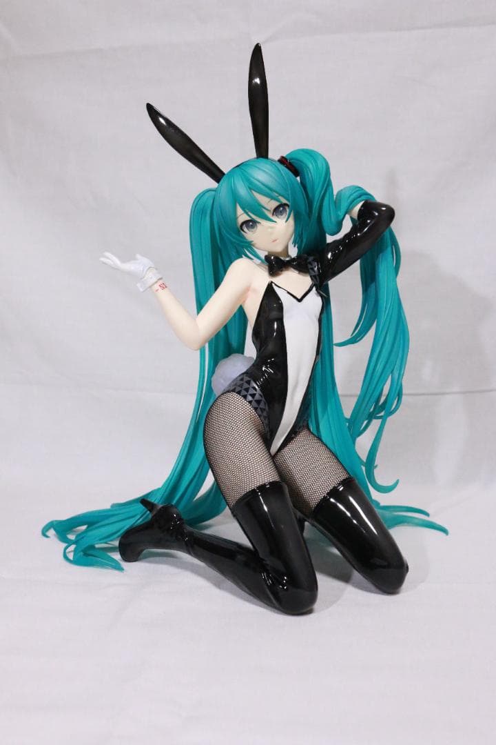 初音ミク バニーVer. Art by 三目YYB 1/4スケール