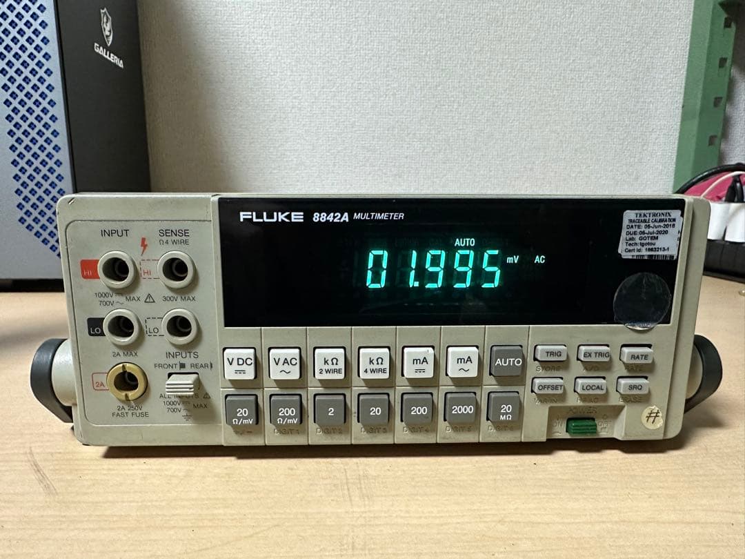 て*！様 (2)FLUKE 8842A デジタルマルチメーター中古