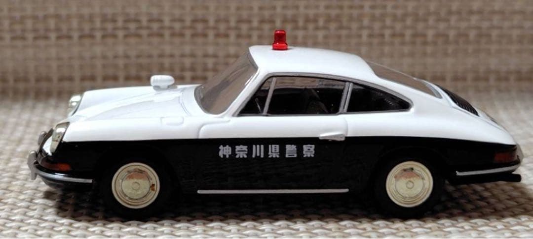 トミカリミテッドヴィンテージLV-85a ポルシェ912パトロールカー