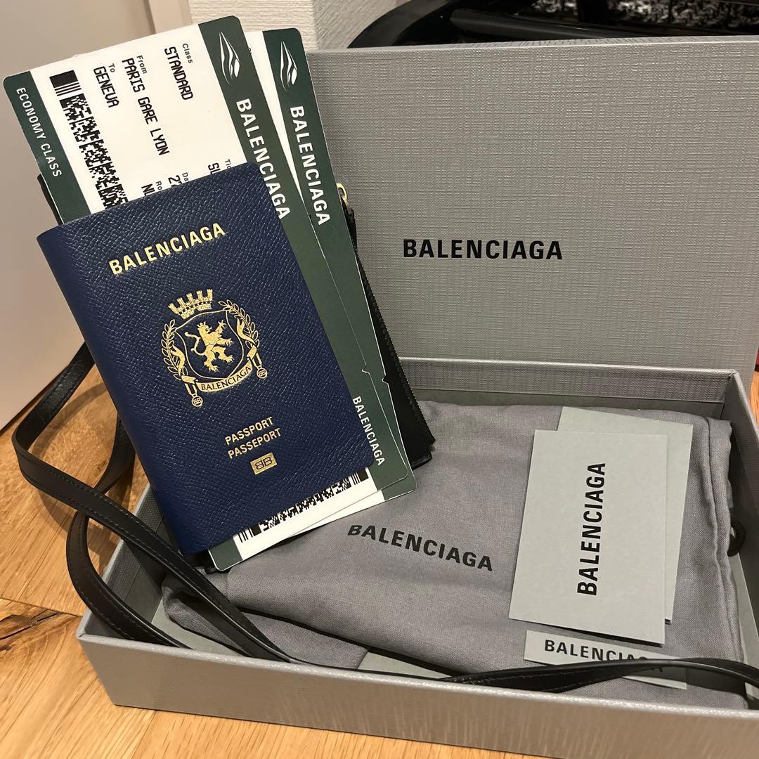 BALENCIAGA パスポートケース パスポート フォンホルダー トラベル