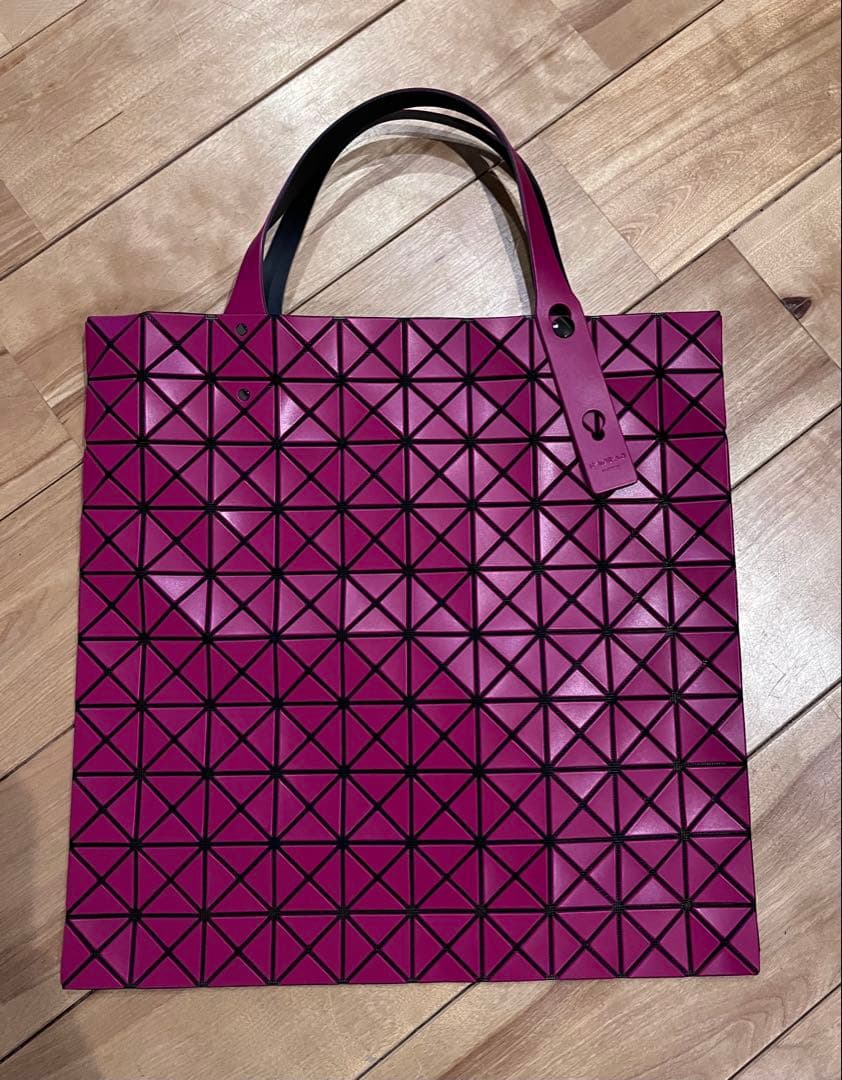 ISSEY MIYAKEバオバオ 2024発売 完売ピンク