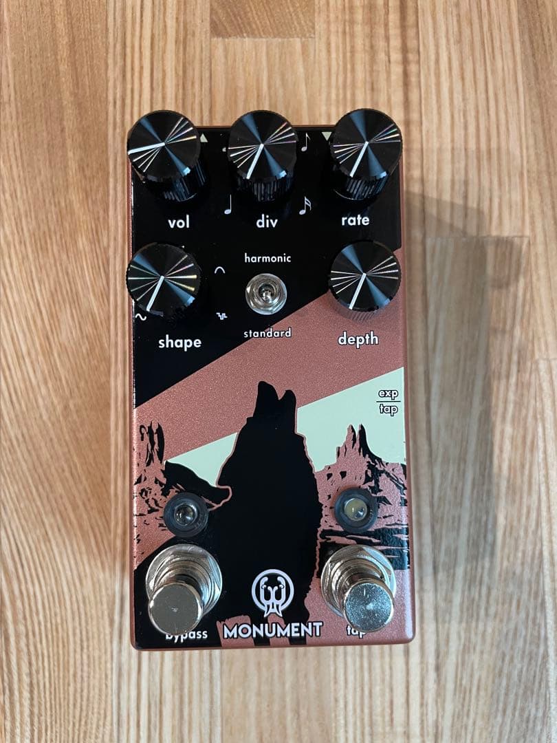 Walrus Audio MONUMENT V2 トレモロ